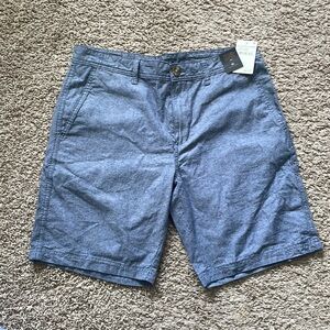 Light linen shorts men’s